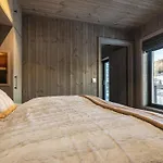 Mountain Nest In Close To The Slopes *