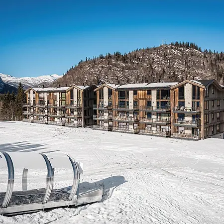 Mountain Nest In Close To The Slopes Appartement *