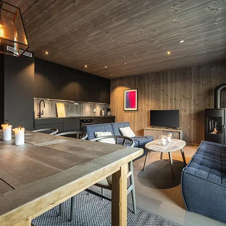 Mountain Nest In Close To The Slopes 헴세달